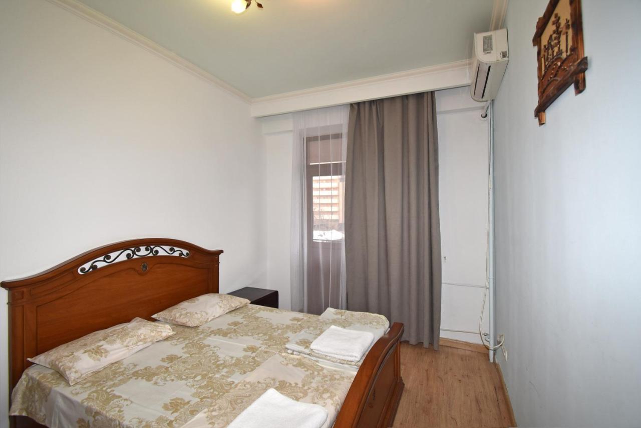Armenak Apartment 5-Комнатная Yerevan Exterior photo